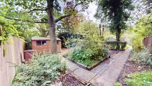 bottom garden area 2- click for photo gallery
